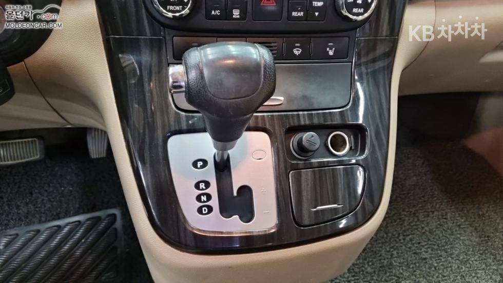 2013 - kia carnival