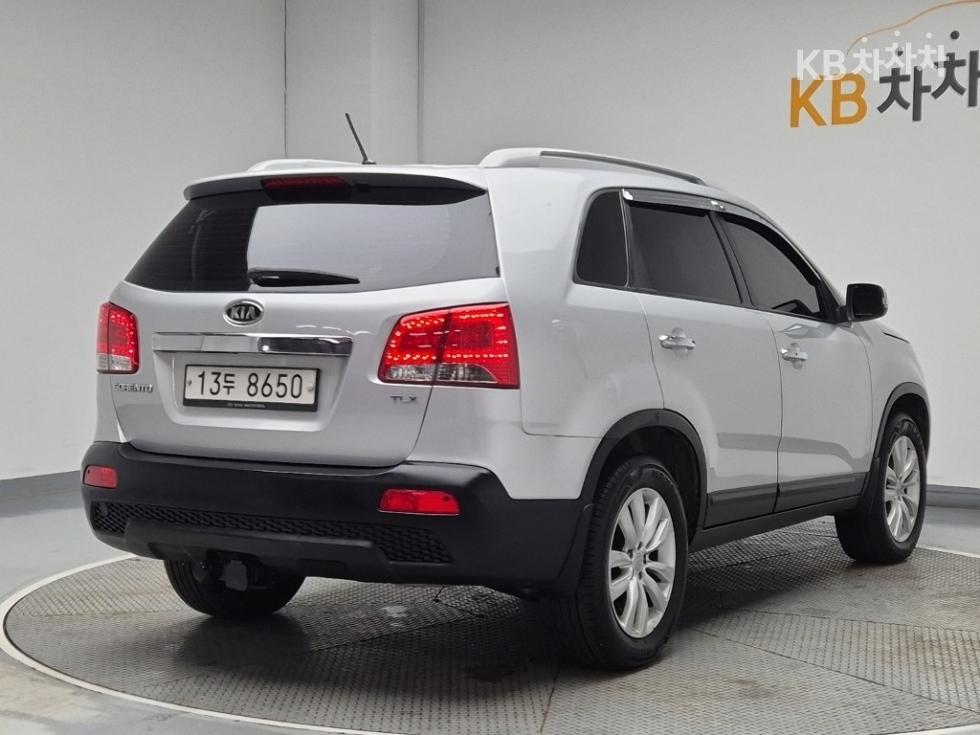 2011 - kia sorento