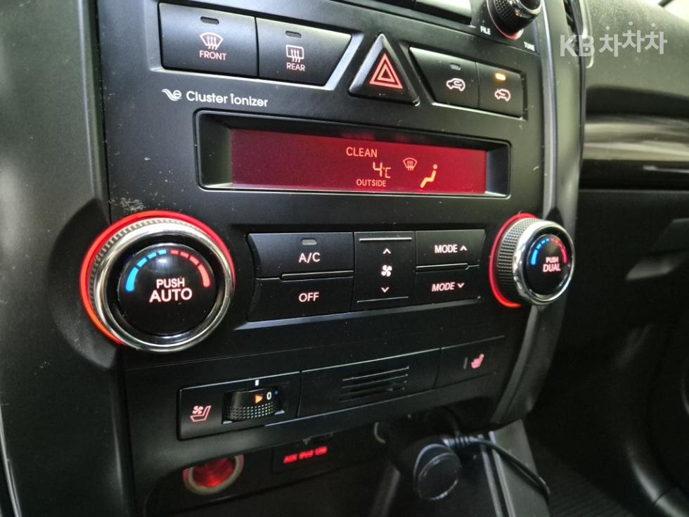2011 - kia sorento