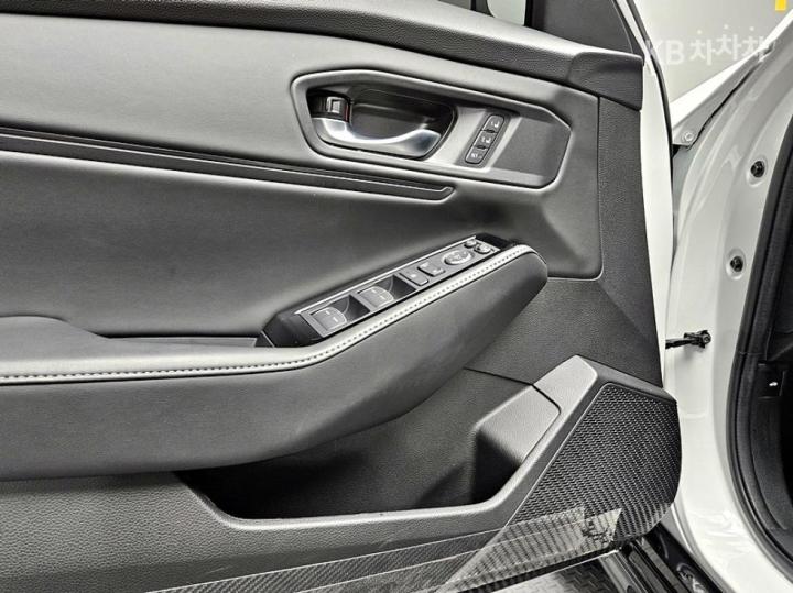 Honda Accord 2.0 HEV Touring 10