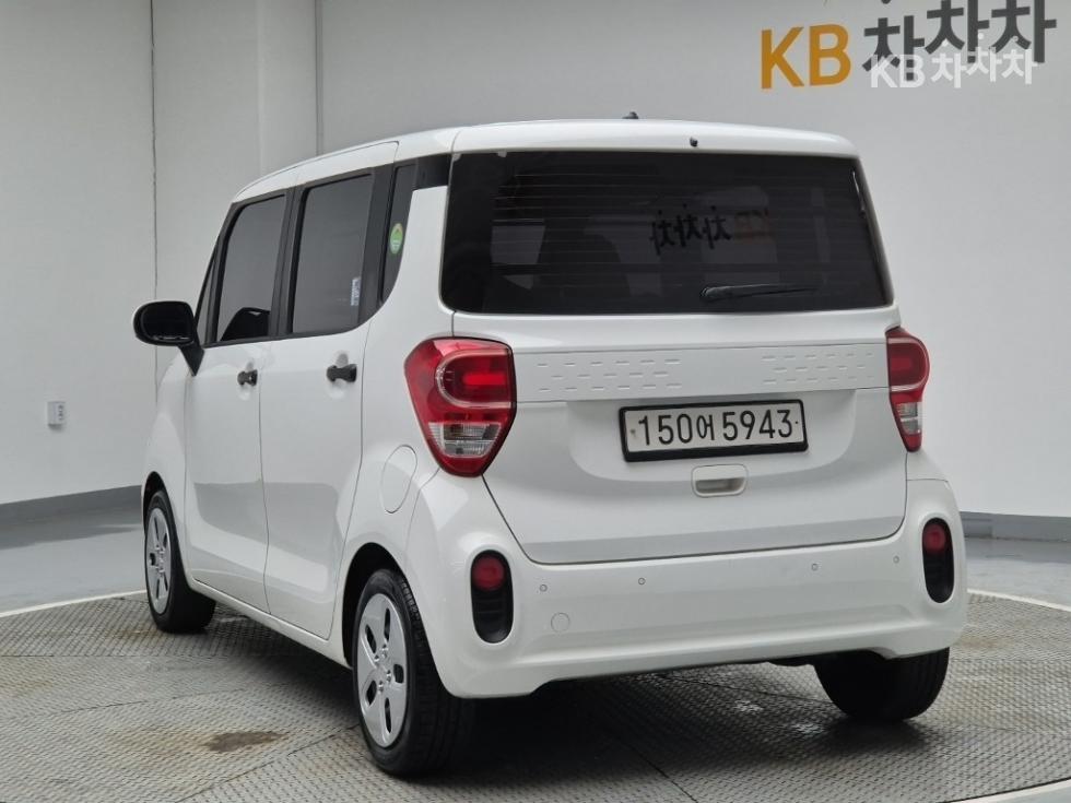 2022 - kia ray