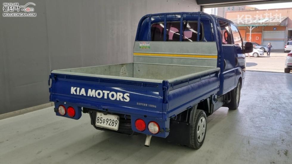 2011 - kia bongo iii
