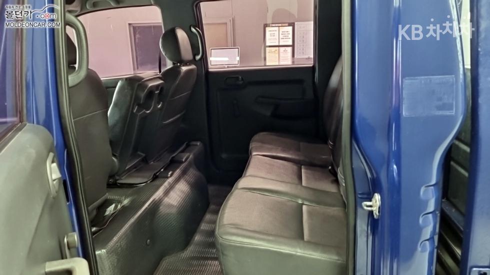 2011 - kia bongo iii