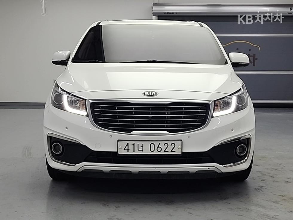 2017 - kia carnival