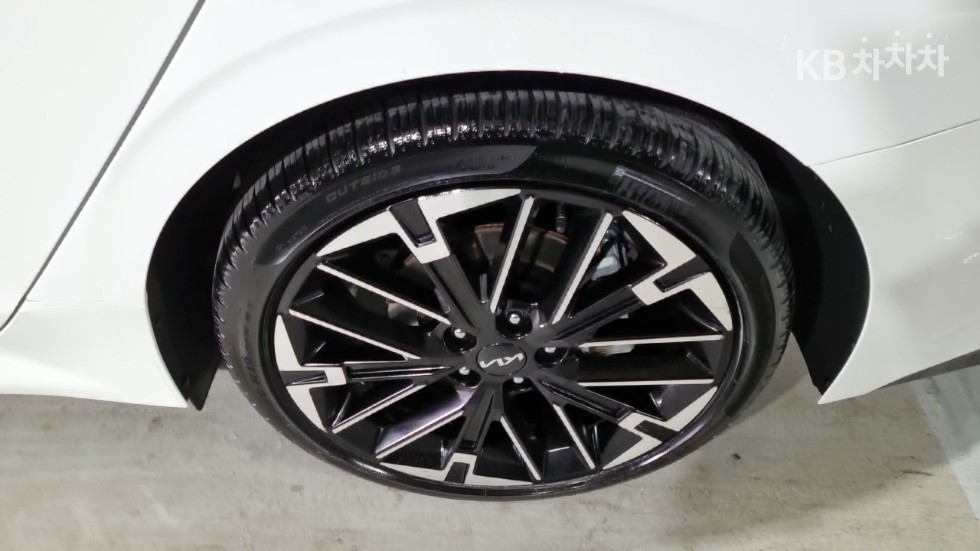 2024 - kia k5