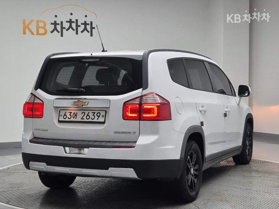 Chevrolet Orlando — miniaturë 3