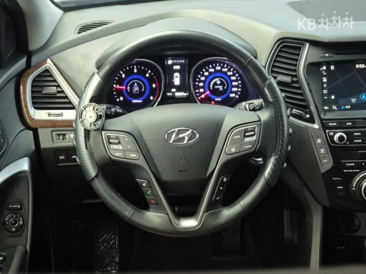 Hyundai Maxcruz Diesel e-VGT 2.2 2WD Exclusive Special 10