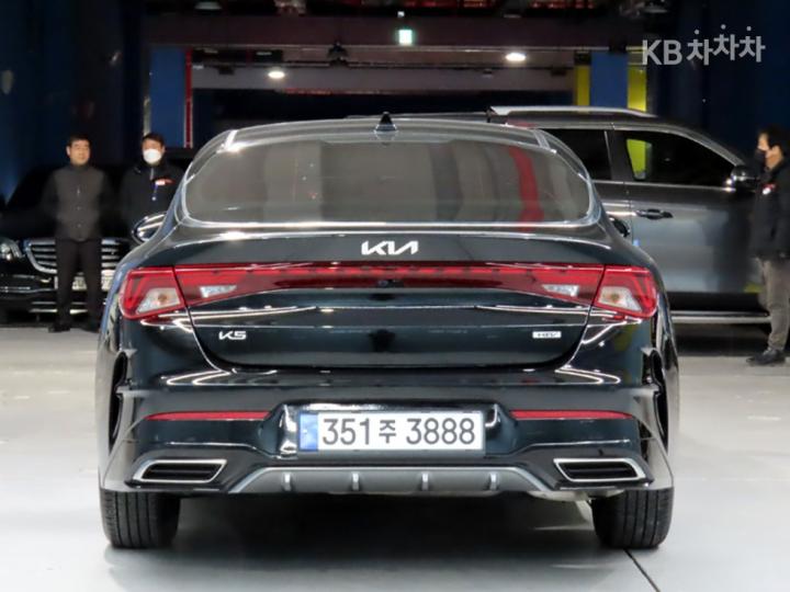 Kia K5 Hybrid 2.0 HEV Noblesse 4