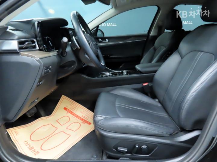 Kia K5 Hybrid 2.0 HEV Noblesse 8