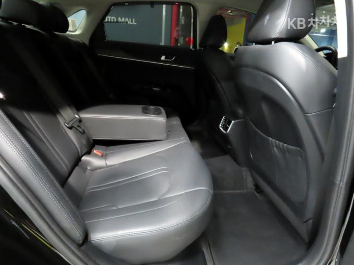 Kia K5 Hybrid 2.0 HEV Noblesse 10