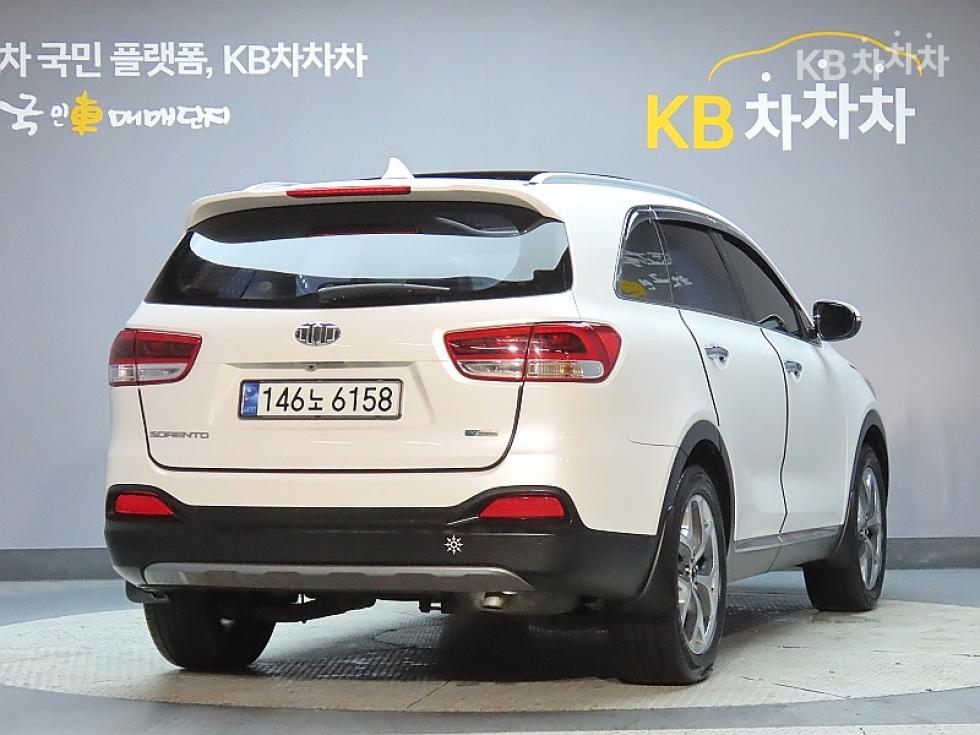 2016 - kia sorento