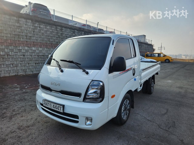 2022 - kia bongo iii