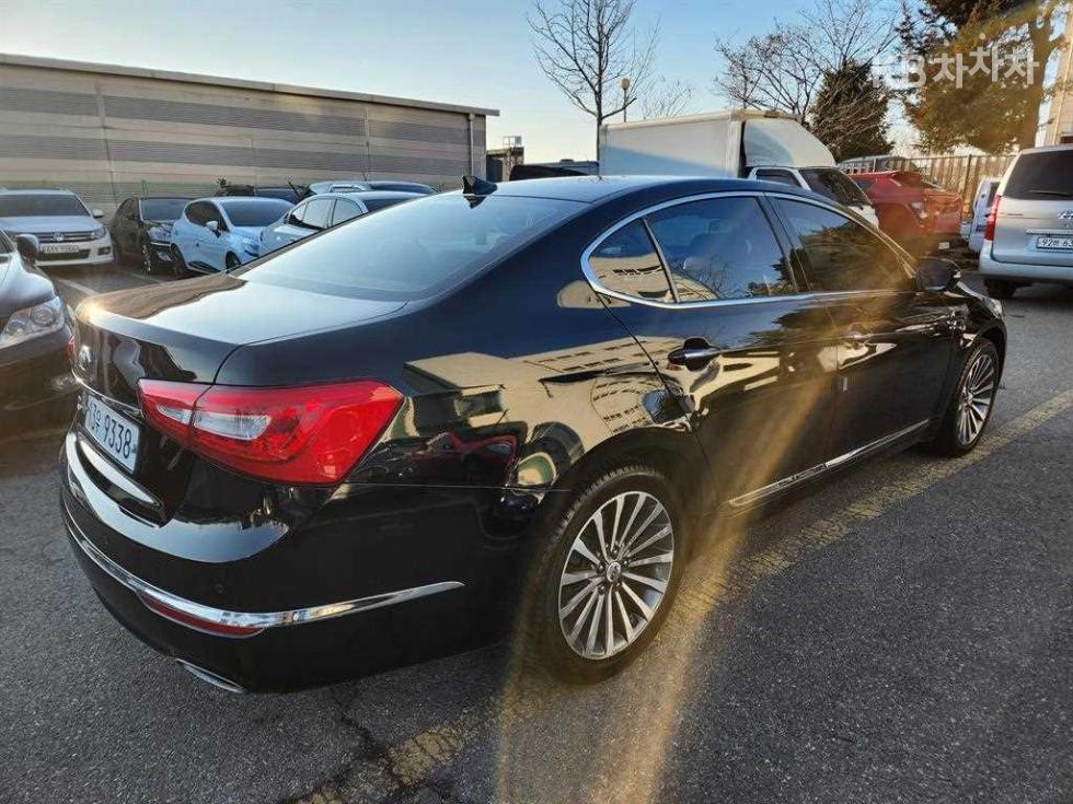2015 - kia k7