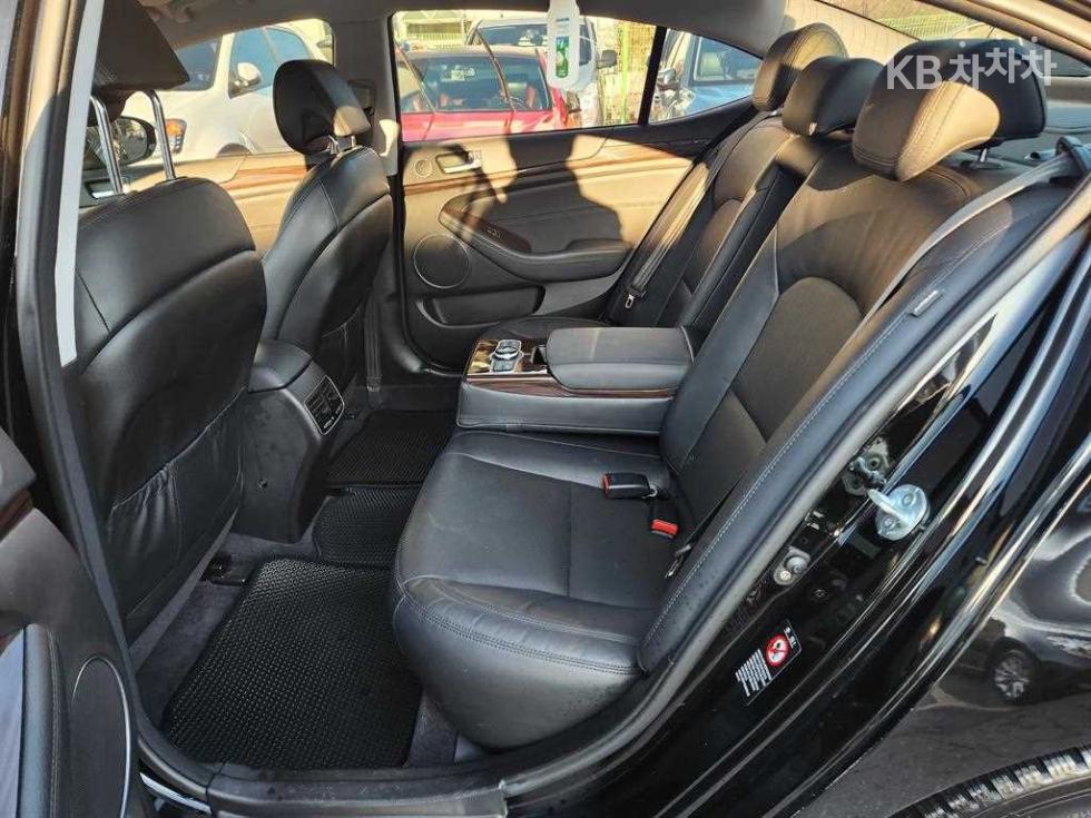 2015 - kia k7