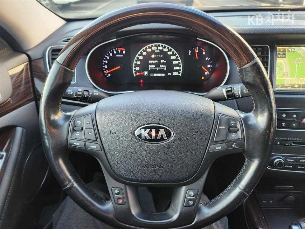 2015 - kia k7
