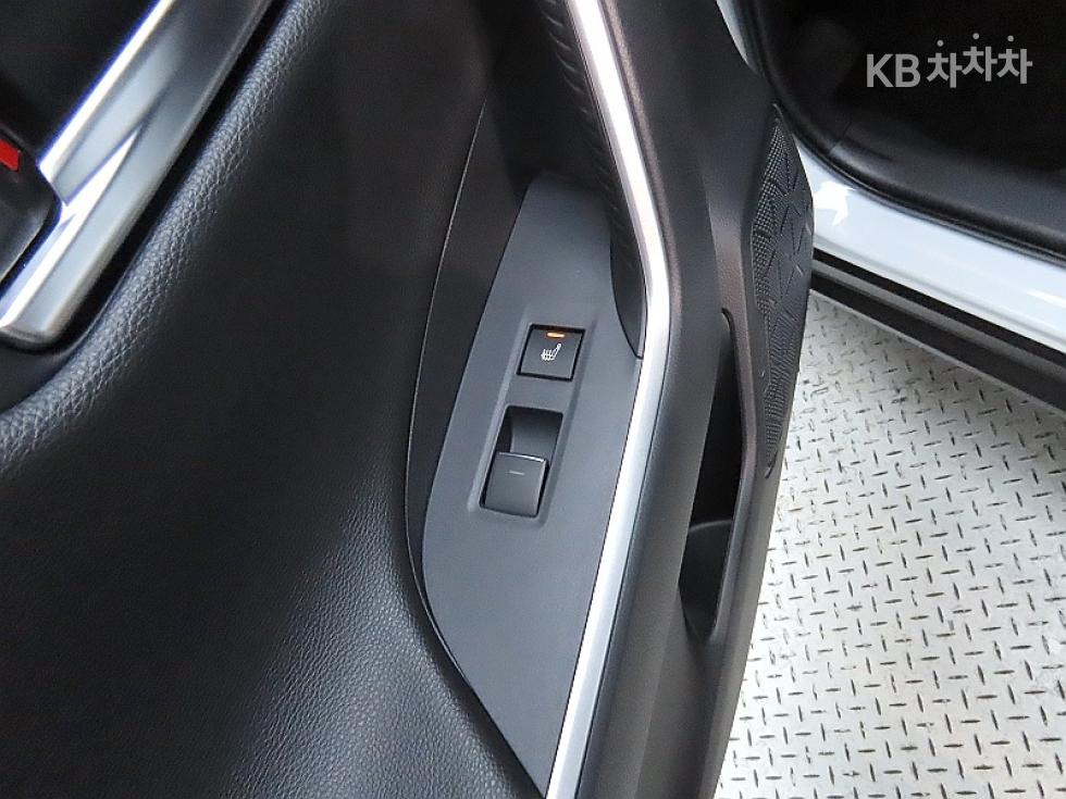 2025 - toyota rav4
