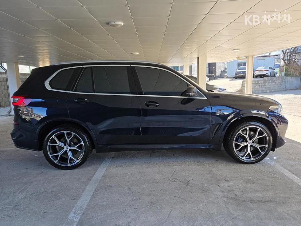2022 BMW BMW X5 (G05) photo