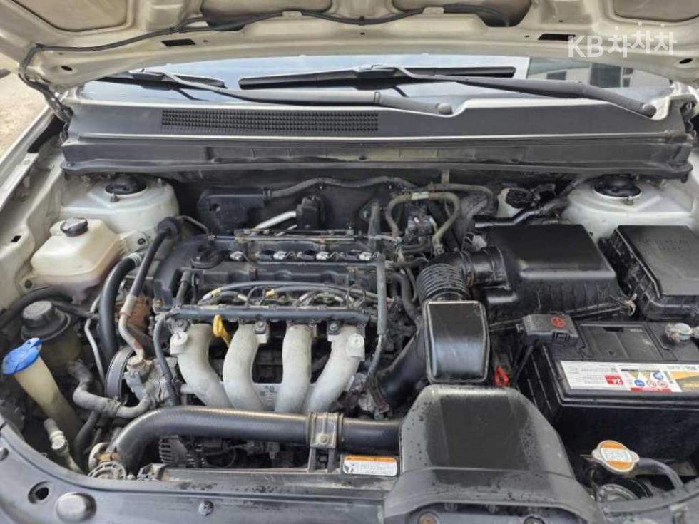 2010 - kia carens