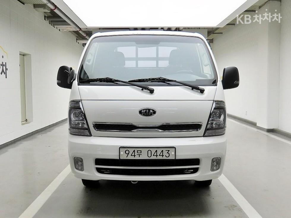 2020 - kia bongo iii