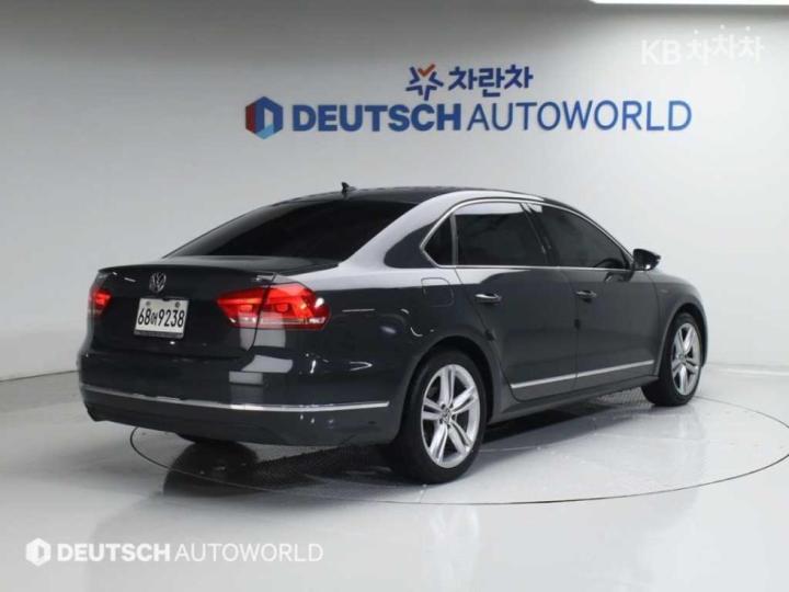 Volkswagen Passat 1.8 TSI Sport 3