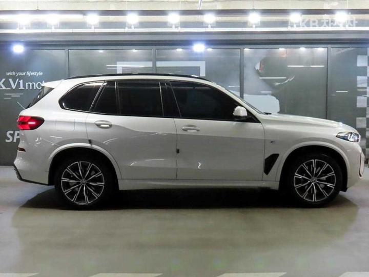 BMW X5 — miniaturë 3