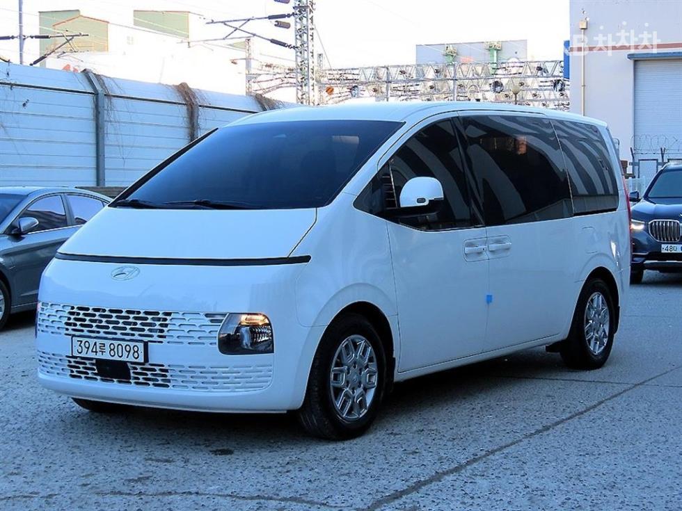 Hyundai Staria — miniaturë 2