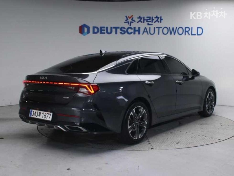 2023 - kia k5