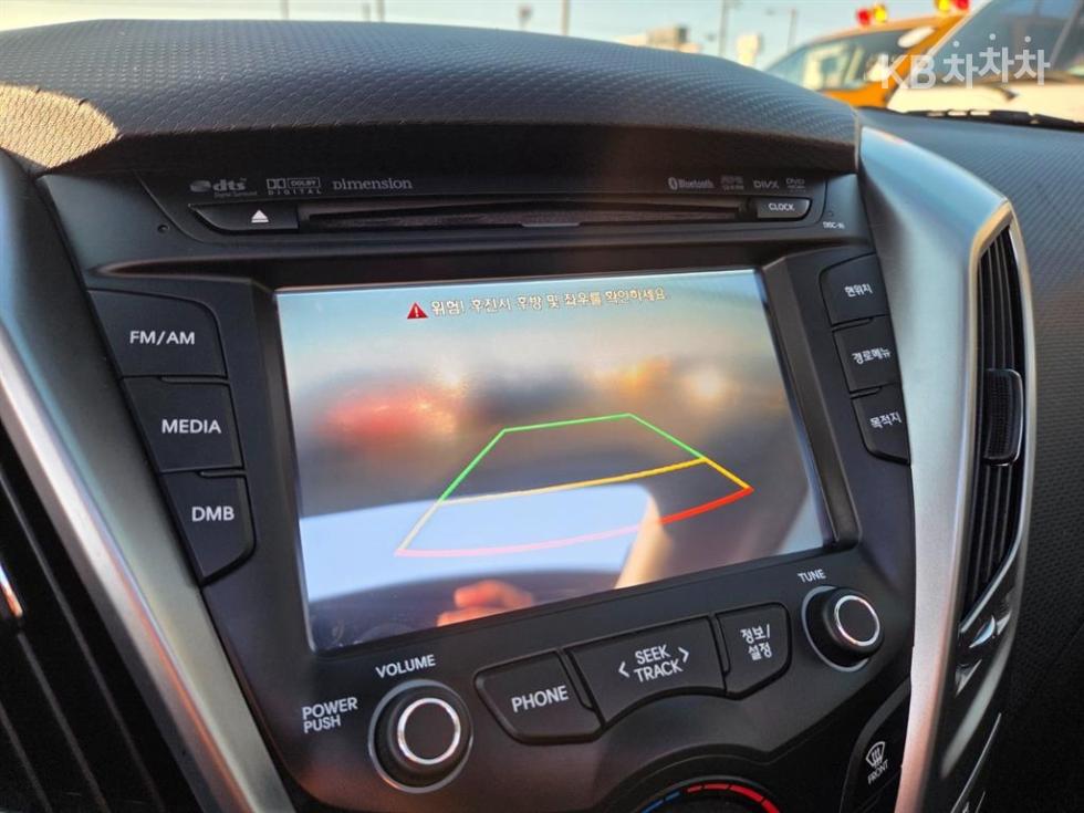 2012 - hyundai veloster