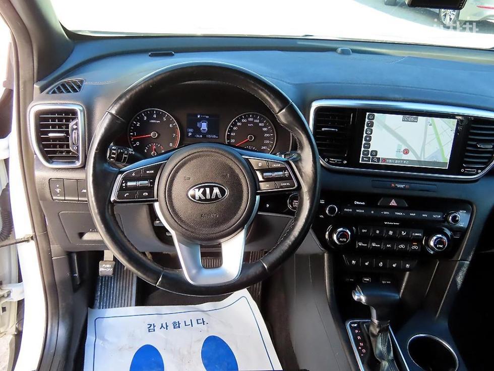 2020 - kia sportage