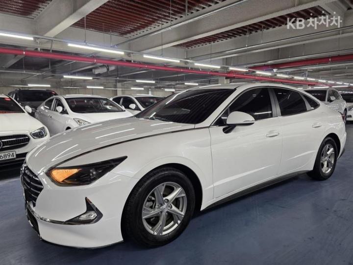 Hyundai Sonata 2.0 LPG 렌터카 — foto 1