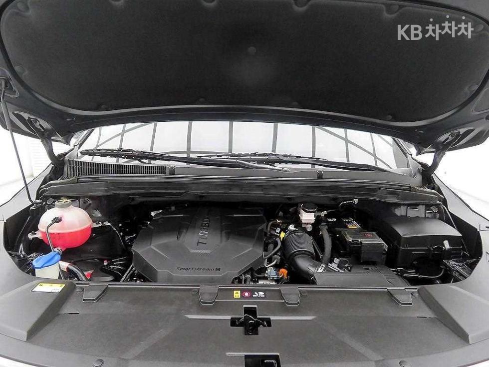 2022 - kia carnival
