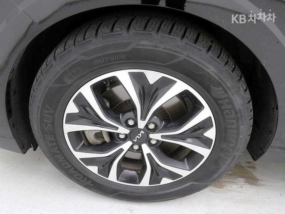 2022 - kia carnival