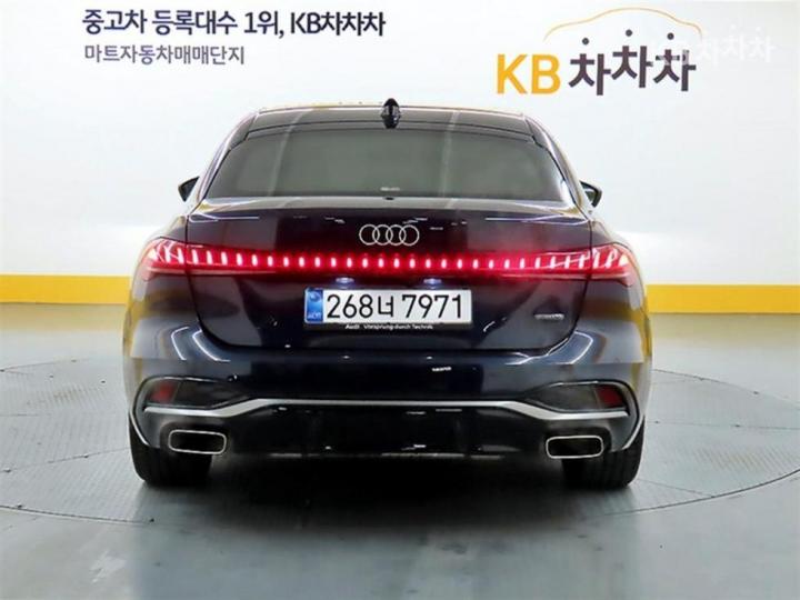 Audi A5 B10 40 TFSI Quattro S-Line 4