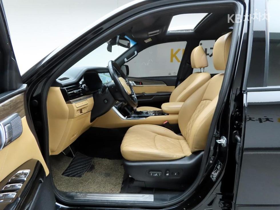 2021 - kia mohave