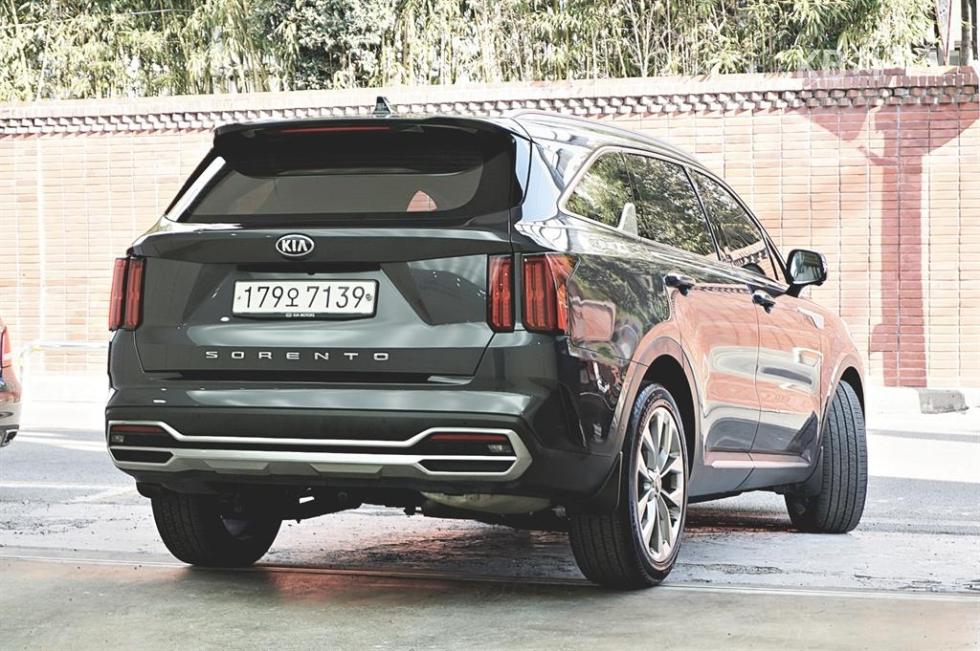 2021 - kia sorento