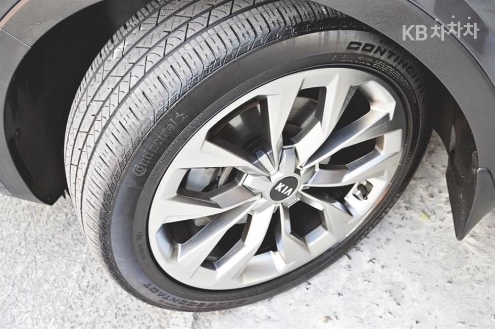 2021 - kia sorento