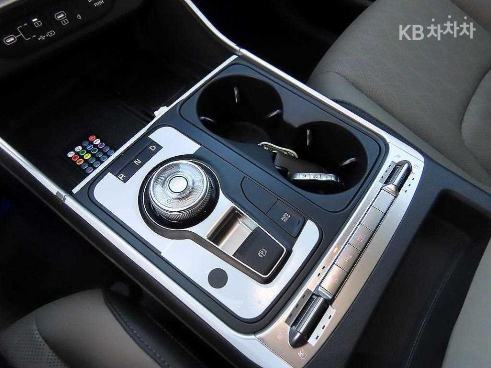 2025 - kia carnival