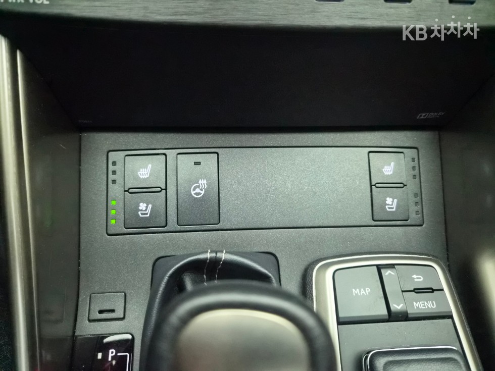 2019 - lexus is