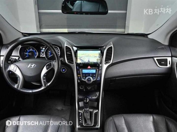 Hyundai i30 New 1.6 VGT PYL 8