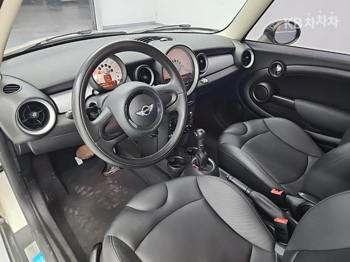 Mini Cooper 1.6 Original 8