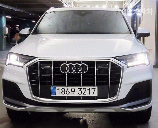 Audi Q7 New 3.0 45 TDI Quattro Premium 3