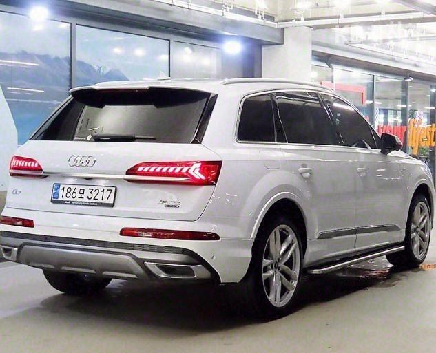 Audi Q7 New 3.0 45 TDI Quattro Premium 5