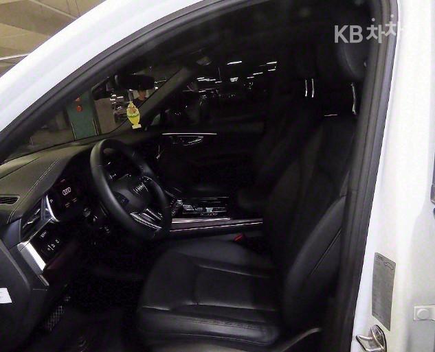 Audi Q7 New 3.0 45 TDI Quattro Premium 7