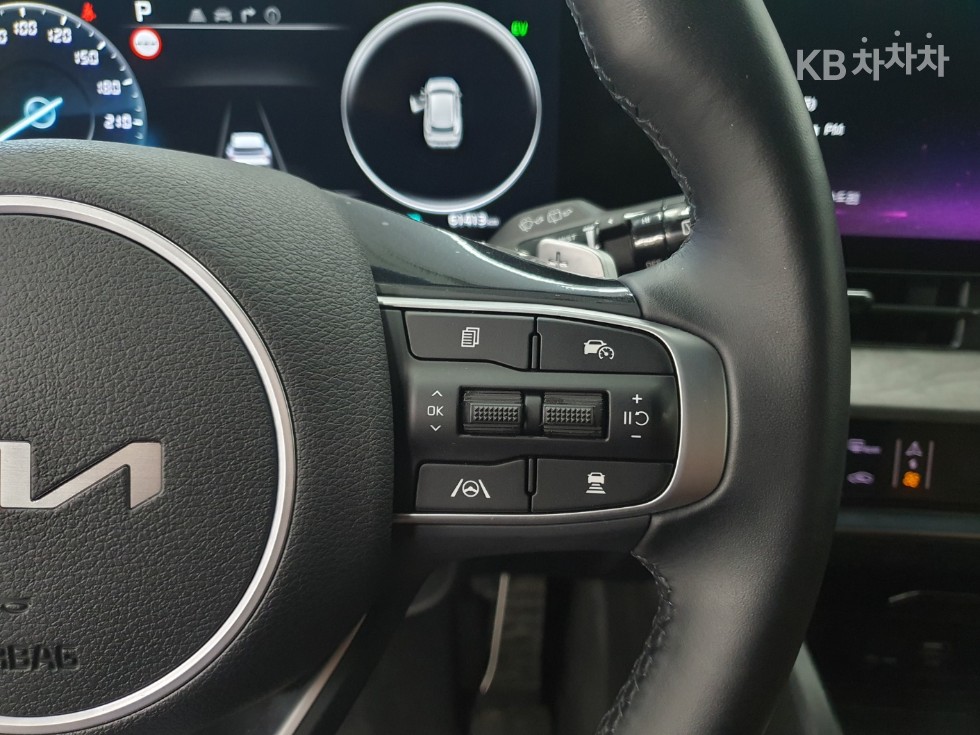 2023 - kia sportage