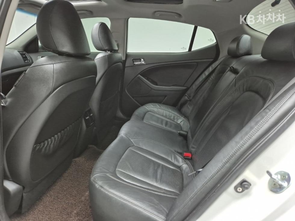 2011 - kia k5