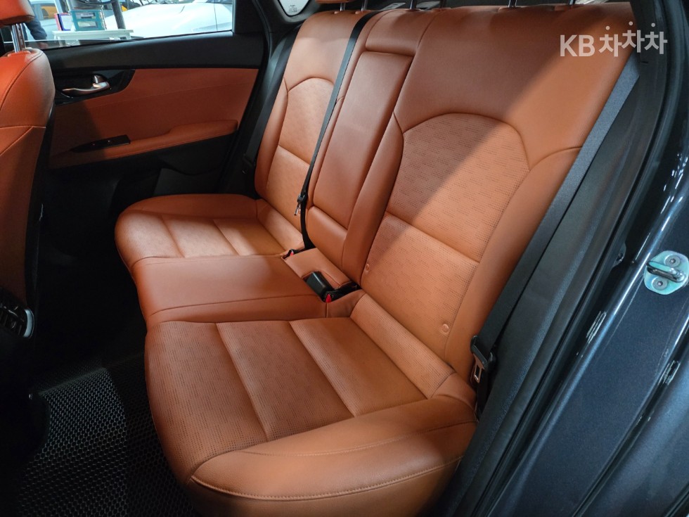 2022 - kia k3