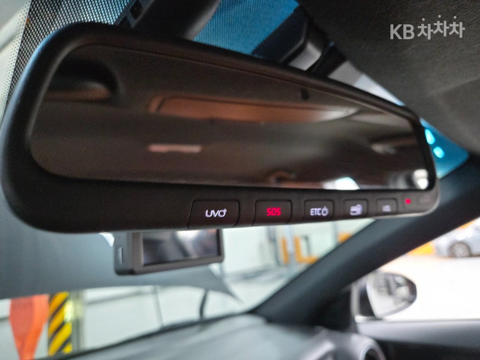 2022 - kia k3