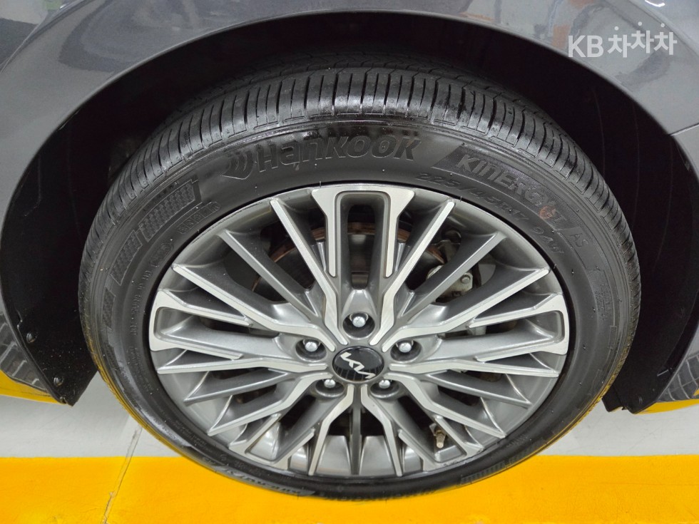 2022 - kia k3