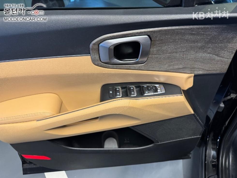 2022 - kia sorento