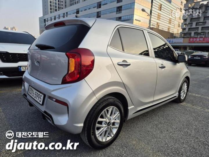 Kia Morning Urban JA 1.0 Gasoline Signature 7